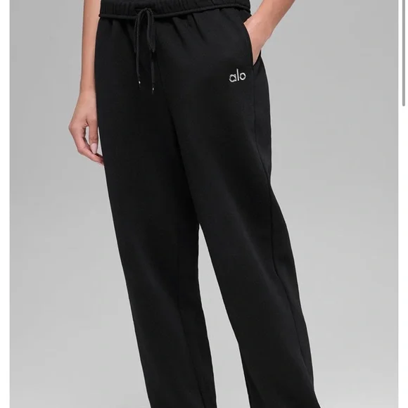 ALO Yoga Accolade Classic Black Sweatpants - Picture 4 of 5